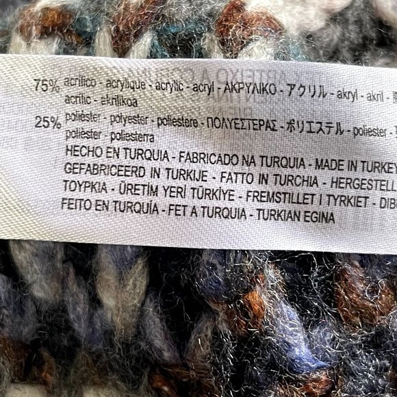 Multicolor Striped Turtleneck Sweater - Picture 6 of 12